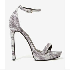 ✨👡Handmade Jeffrey Campbell anklestrap sandal👡✨